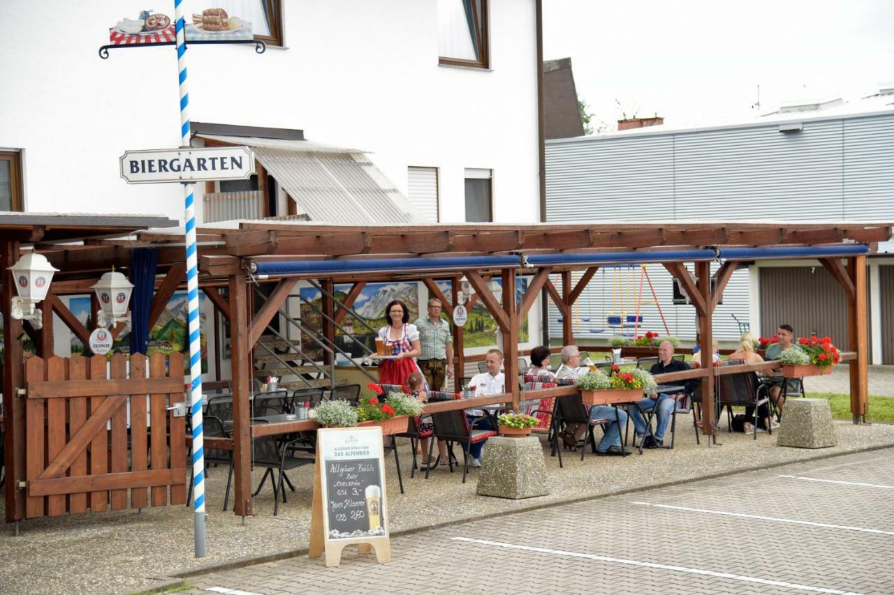 Hotel - Restaurant Baumann Freiberg am Neckar Eksteriør bilde